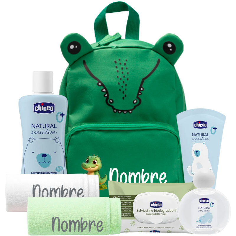 Mochila verde de bebé con productos Chicco, toallas y pañuelos personalizables para niño o niña, ideal regalo nacimiento