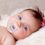 Set Primera Puesta con Chupete y Pinza Personalizados - Cestas y canastillas para bebes-Set primera Puesta